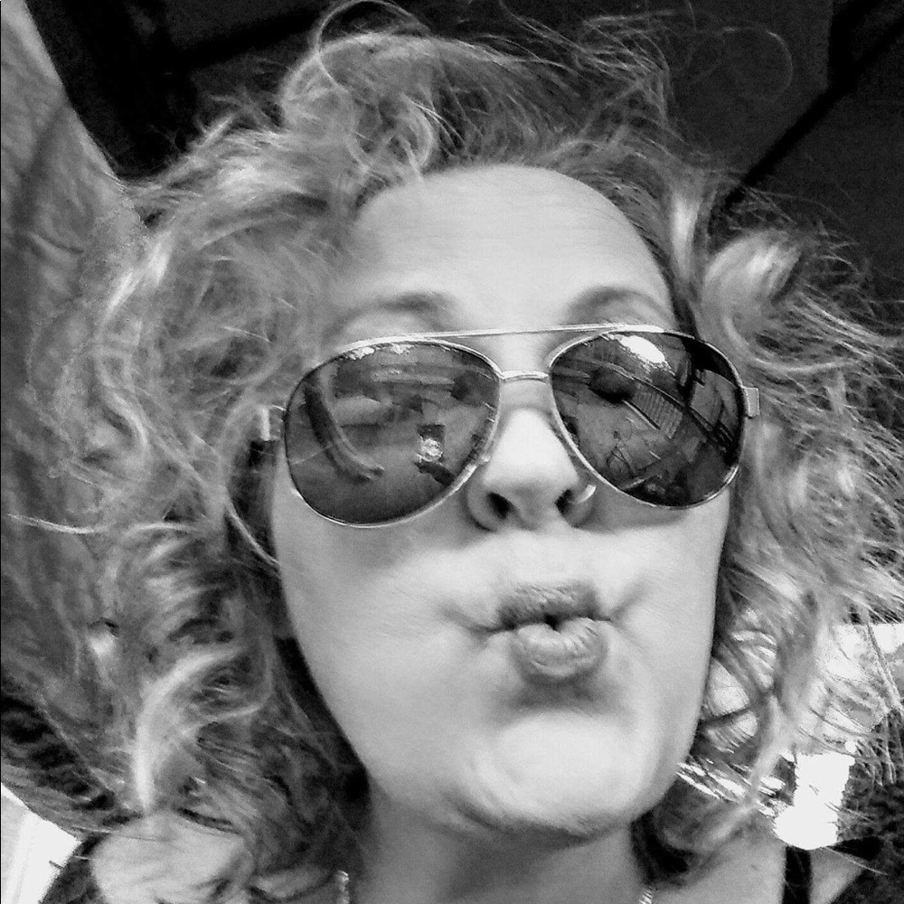 Meet your Posher, Sheri